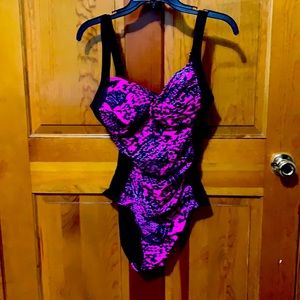 Leopard Print Slimming Swimsuit Sz. 18w